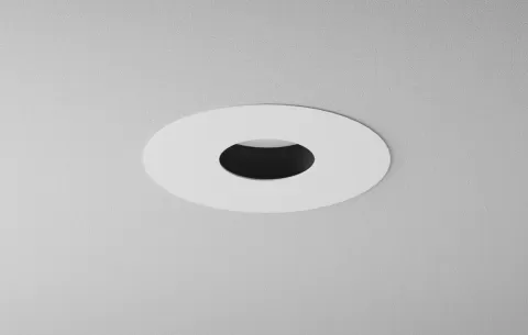 round-flange-pinhole.png